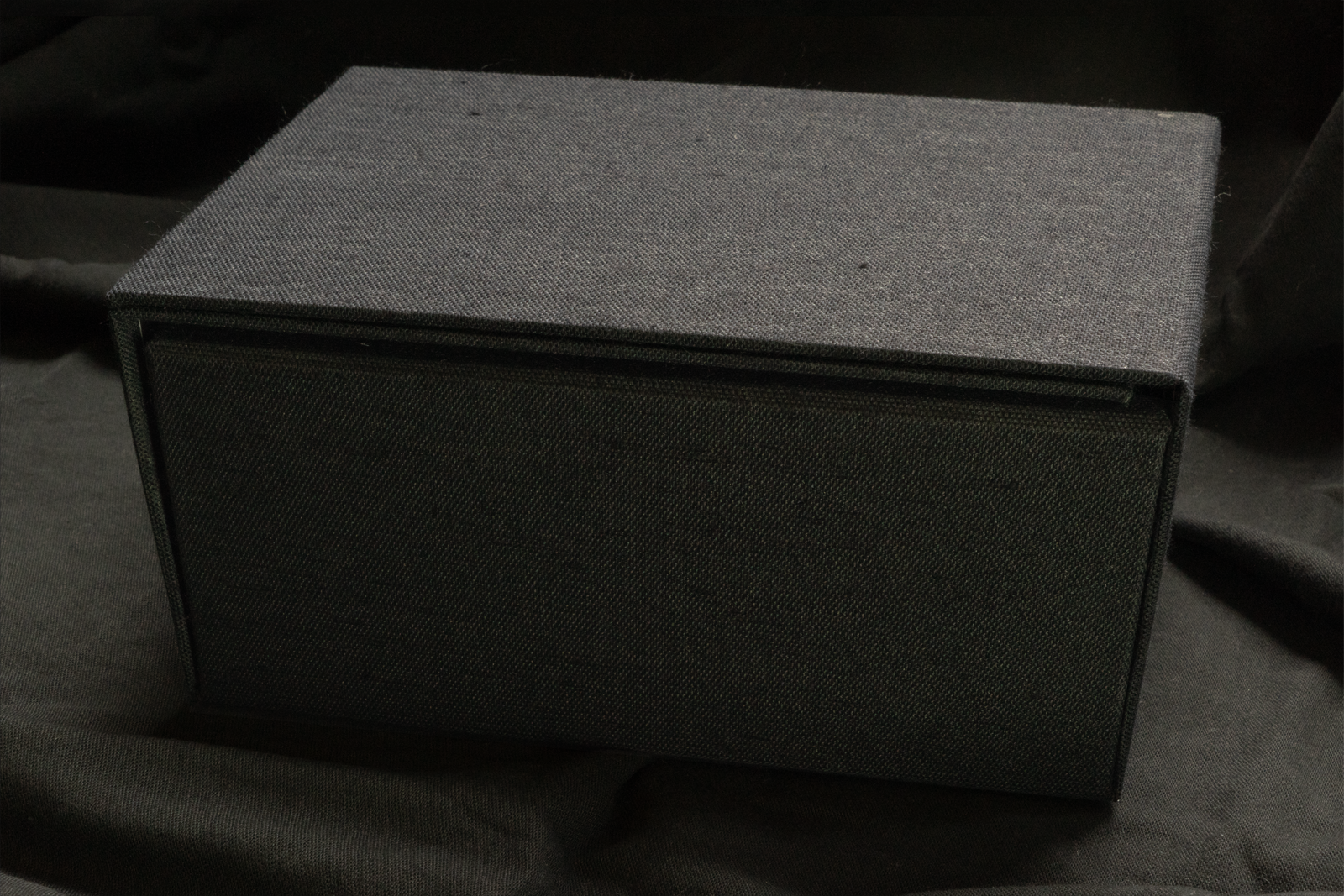 Bacongo Ti Kaku Baporte Bilongi an artist's book by BURST 387 in protective case